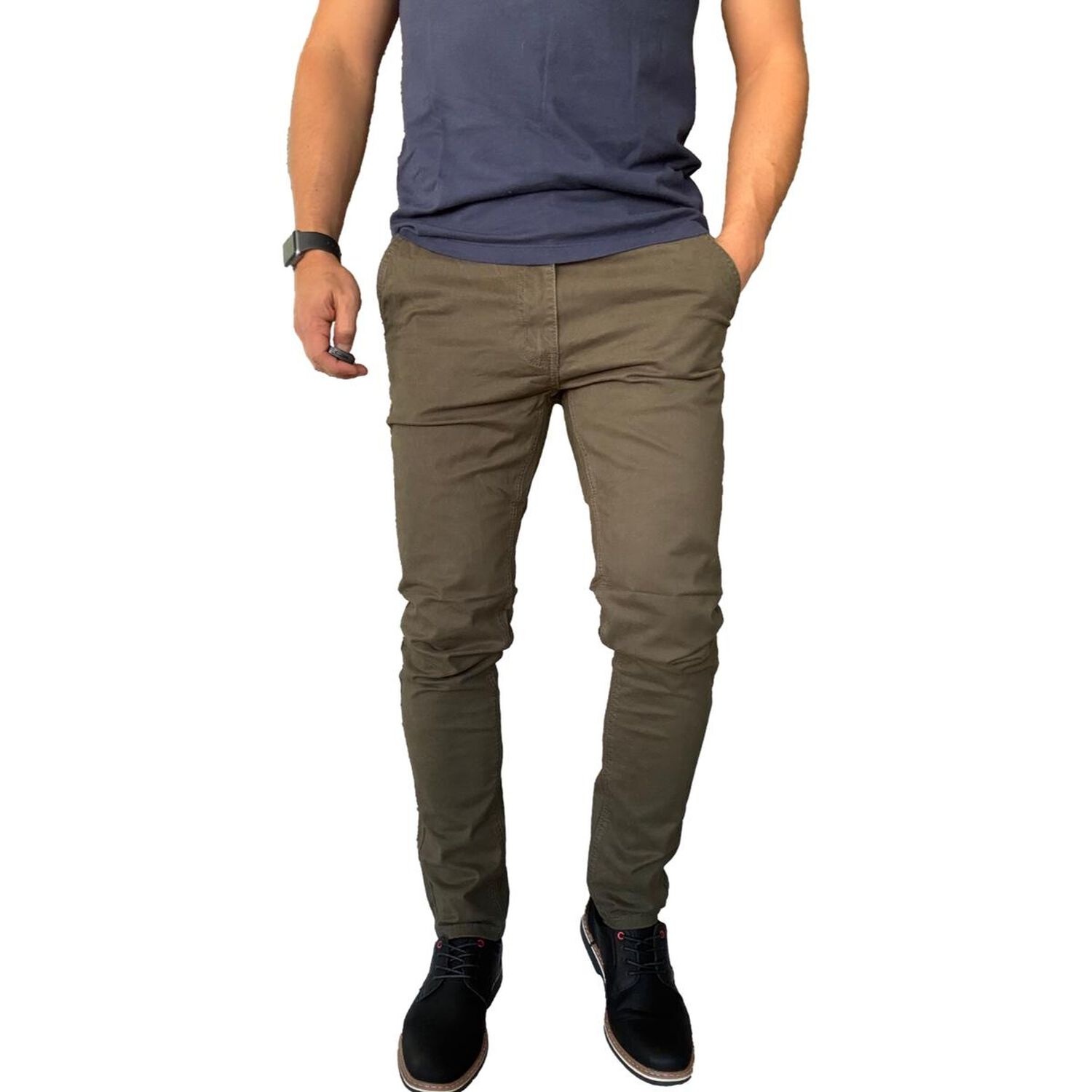 Pantal&oacute;n Elasticado Slim Fit Gabardina Hombre image number 4.0