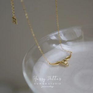 Collar Hogwarts Snitch Dorada Brillante Harry Potter