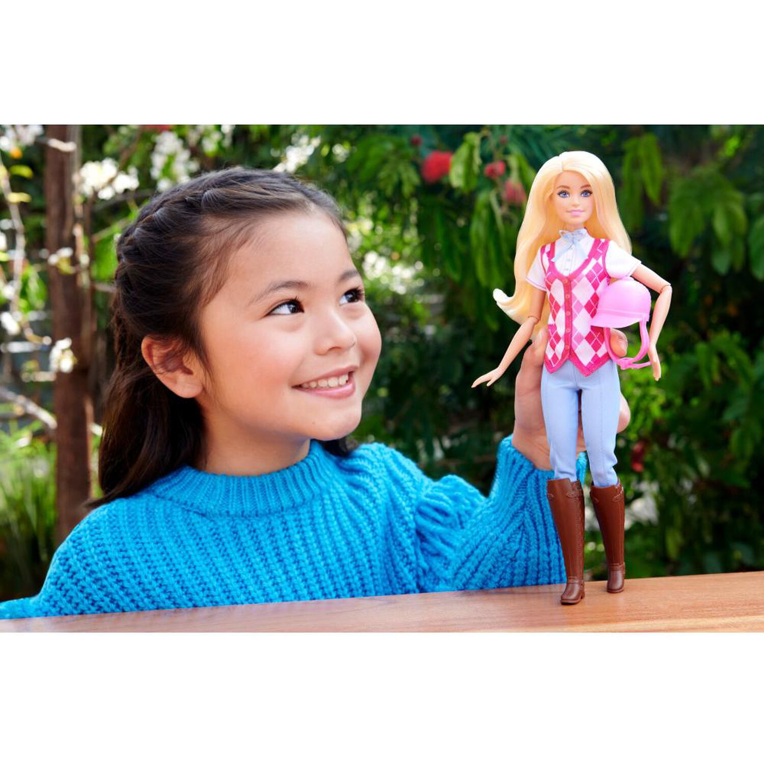 Mu&ntilde;eca Barbie Malib&uacute; Equitaci&oacute;n image number 1.0
