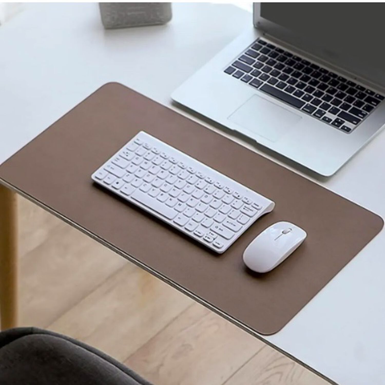 Alfombrilla Mousepad De Cuero Cafe image number 1.0