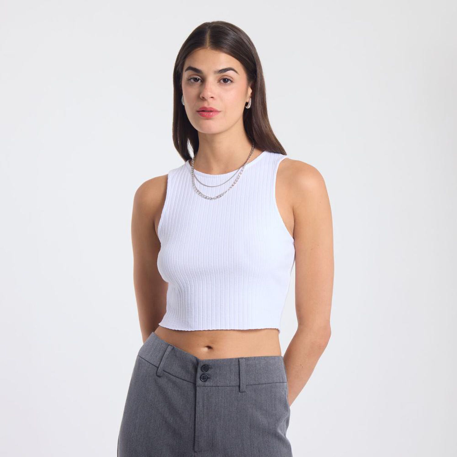 Polera Crop Rib Sin Mangas Cuello Redondo Mujer Rolly Go image number 0.0