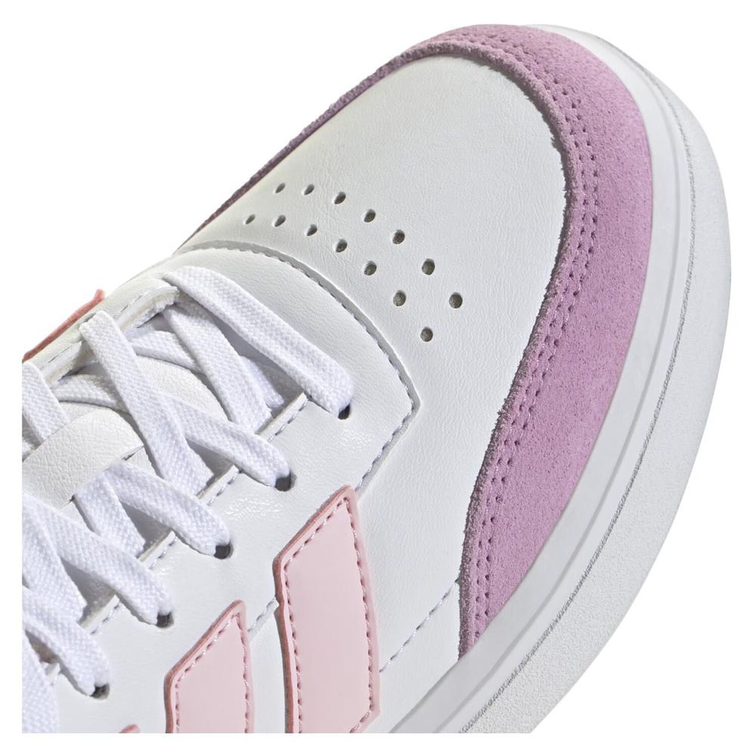 Zapatilla Urbana Ni&ntilde;a Adidas Courtblock J Blanco image number 6.0