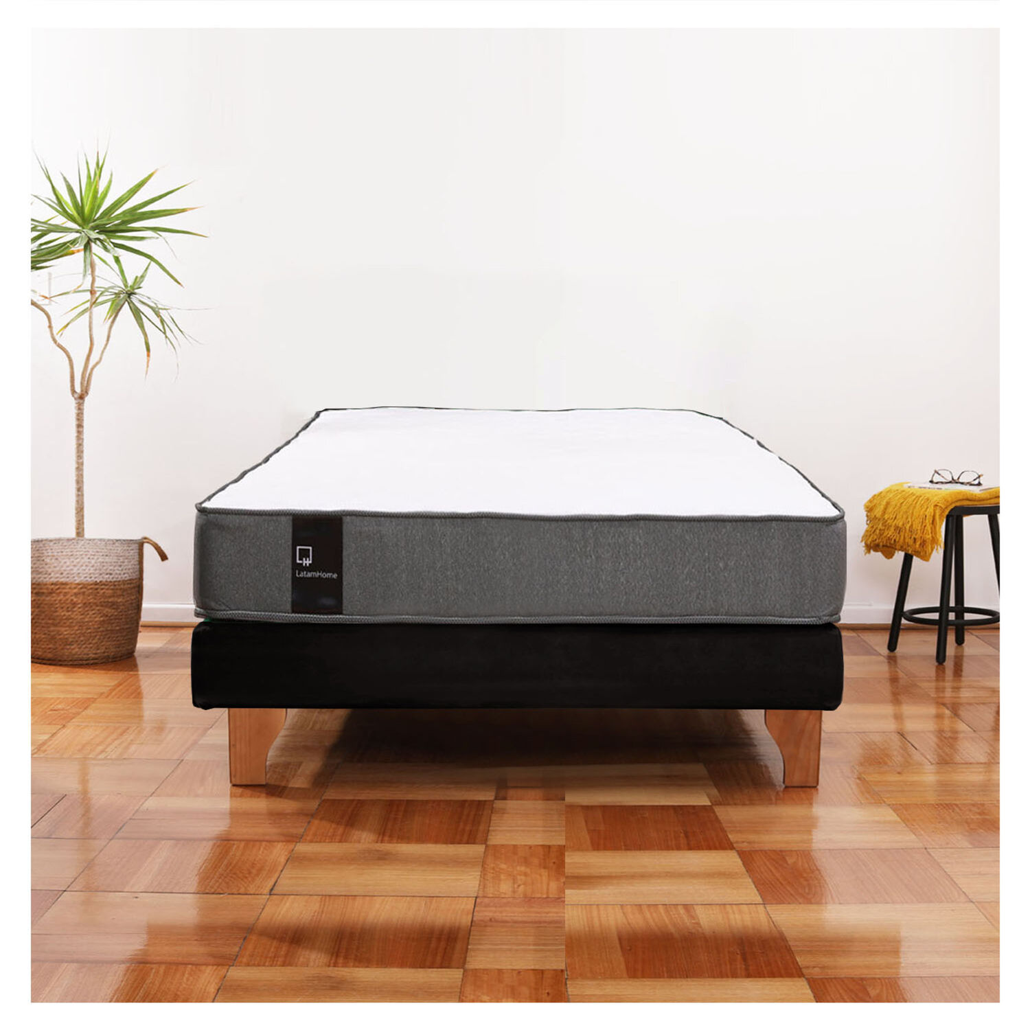 Cama Europea Zen Best 1.5 Plaza Tela Velvet Negro image number 0.0