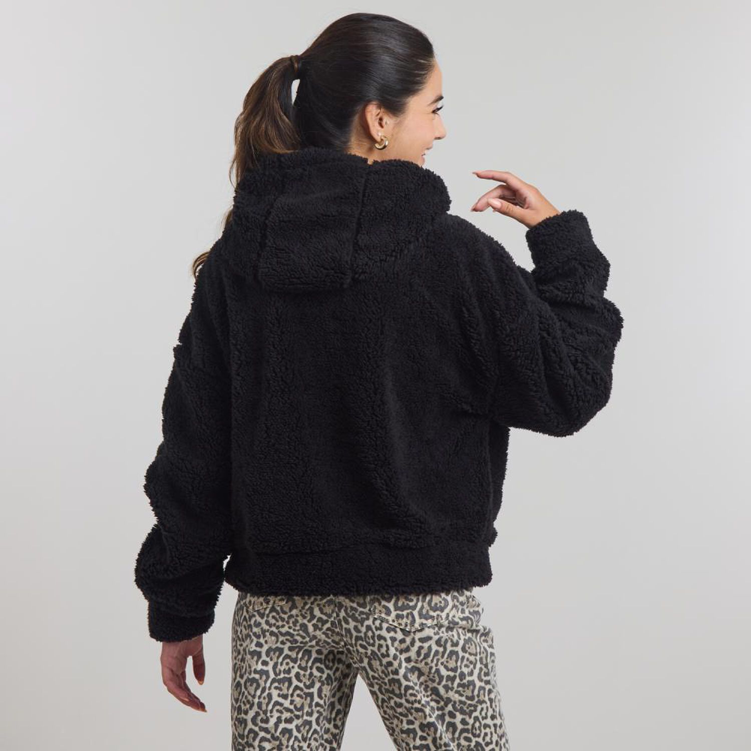 Chaqueta Regular Cuello Redondo Con Capucha Mujer Freedom image number 3.0