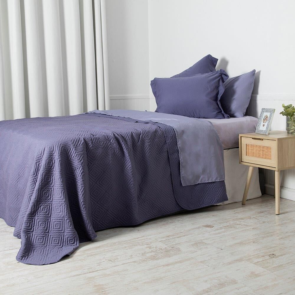 Set Cubrecama + Sabana 2 Plazas Morado image number 4.0