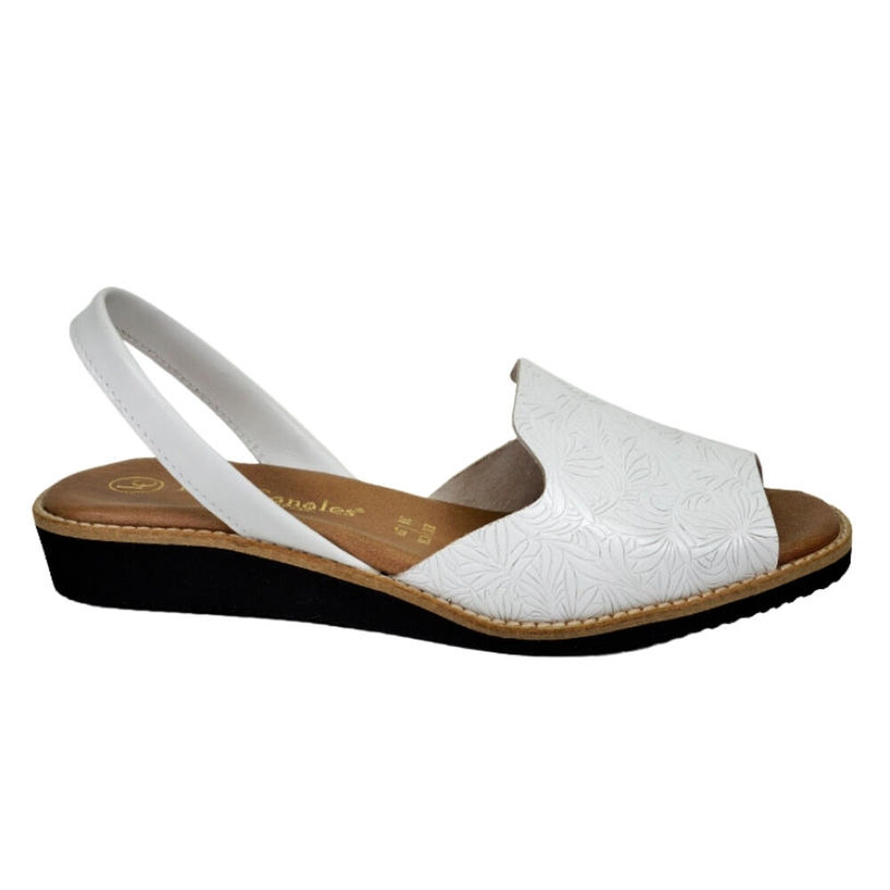 Sandalia Cuero Gigi Blanco image number 0.0