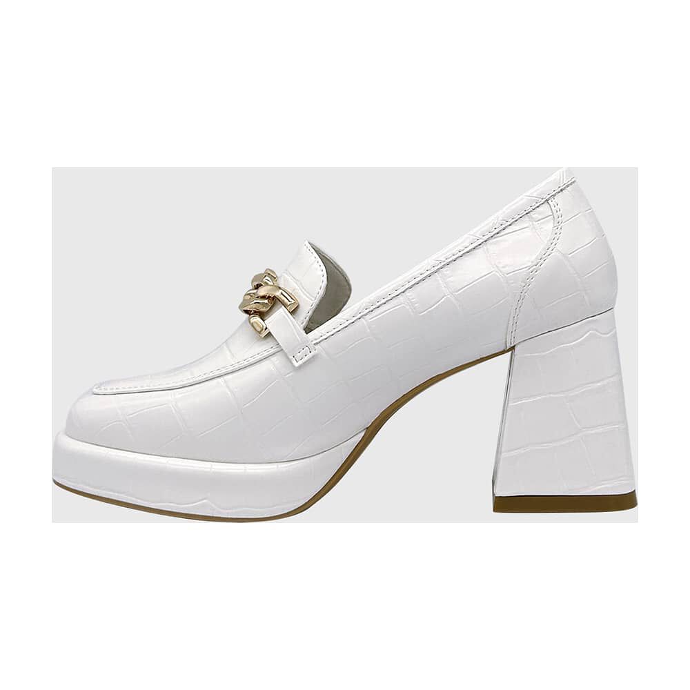 Zapato Para Mujer Con Taco Y Cadena Blanco image number 1.0