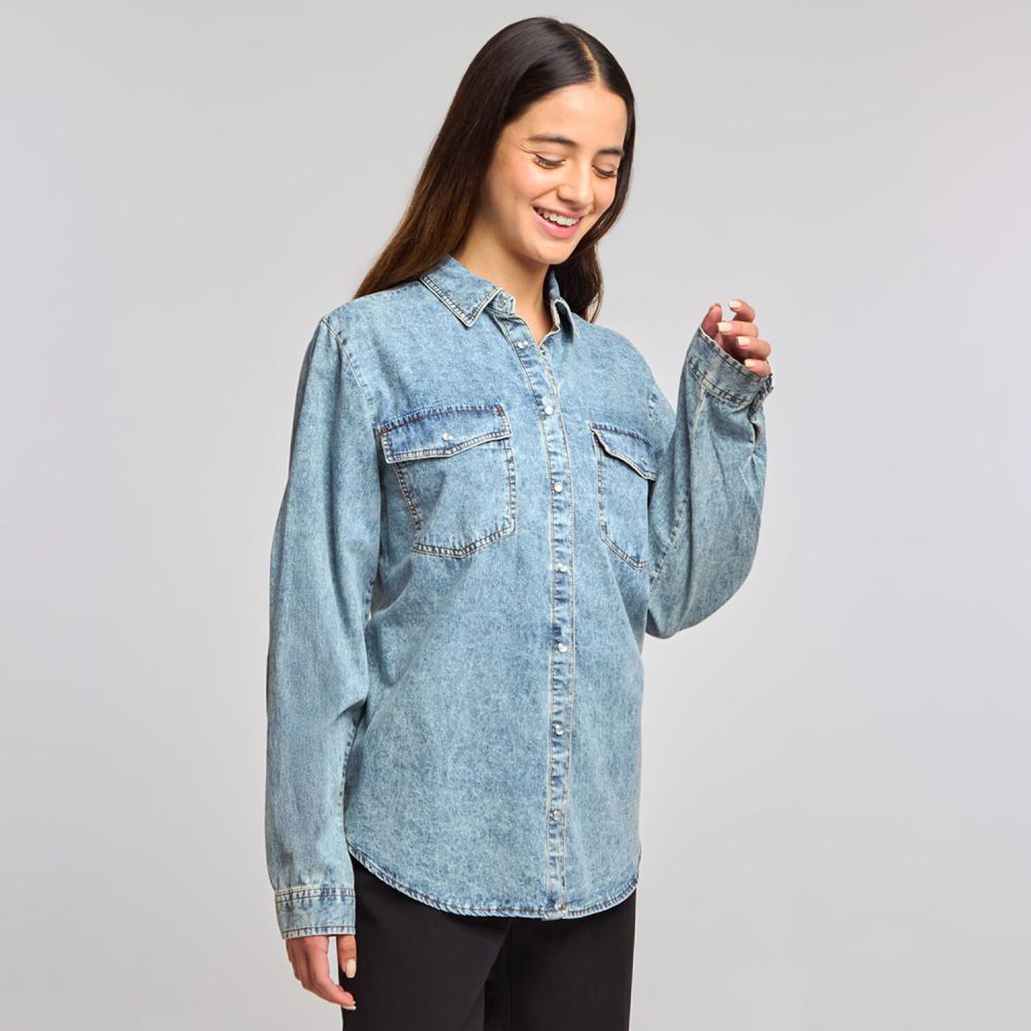 Blusa Denim Manga Larga Cuello Camisero Mujer Freedom image number 2.0