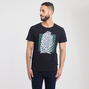 Polera Estampada Regular Manga Corta Cuello Redondo Hombre Az Black
