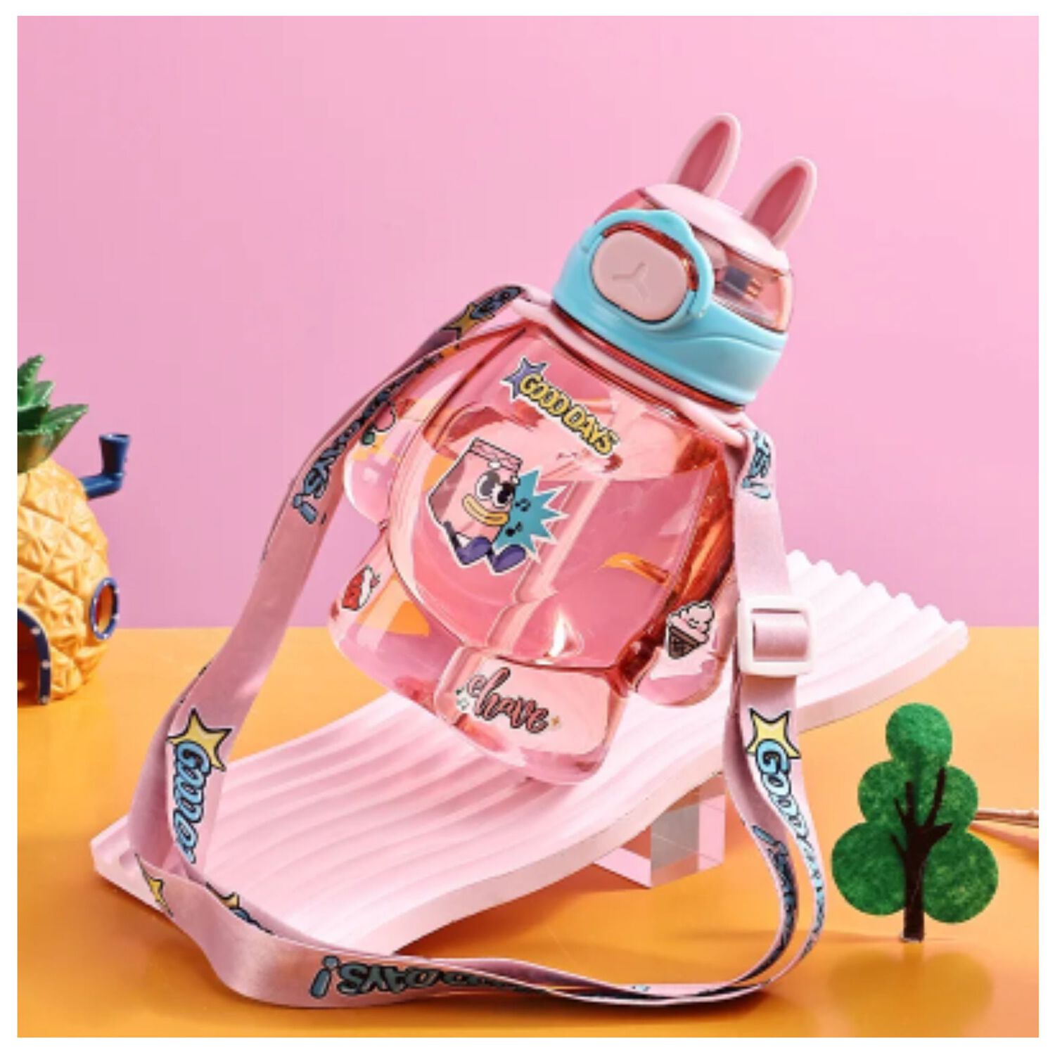 Botella Pl&aacute;stica 650ml Con Correa Y Orejitas Estilo Kawai Sin Bpa Ni&ntilde;os Pink image number 1.0