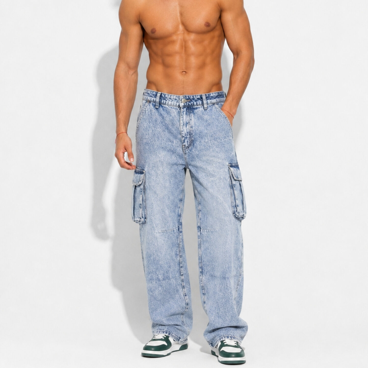 Pantal&oacute;n Jeans Cargo Baggy Hombre image number 0.0