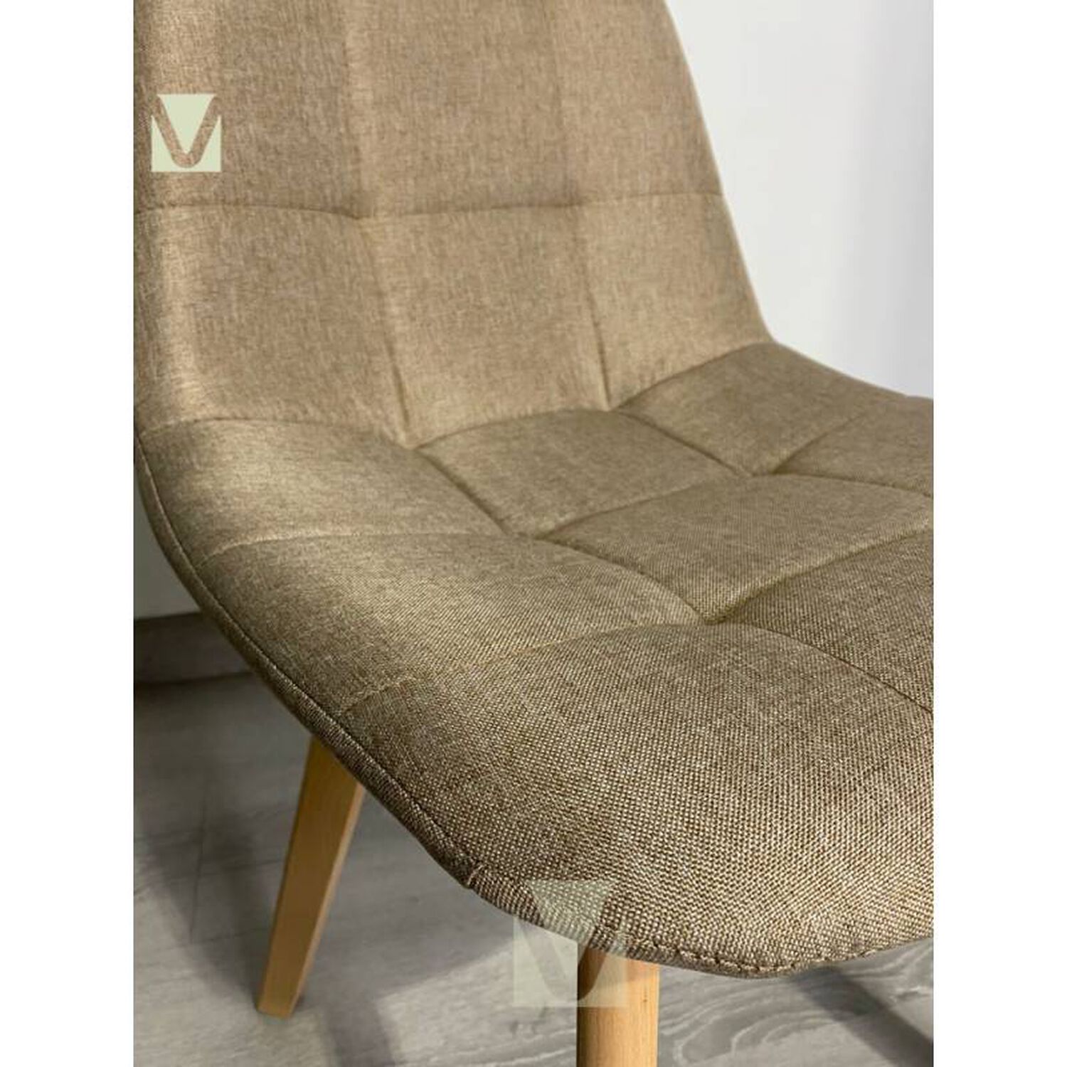 Pack 4 Silla Capiton&eacute; Lino N&oacute;rdica Con Patas De Madera Haya image number 3.0