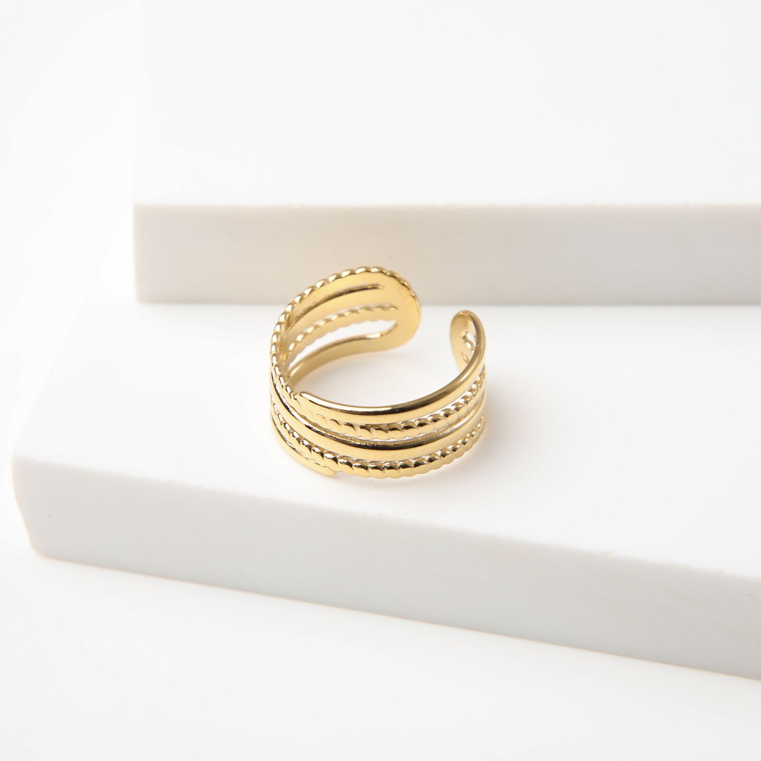 Anillo 19v69 Dorado Mujer Str206 image number 1.0