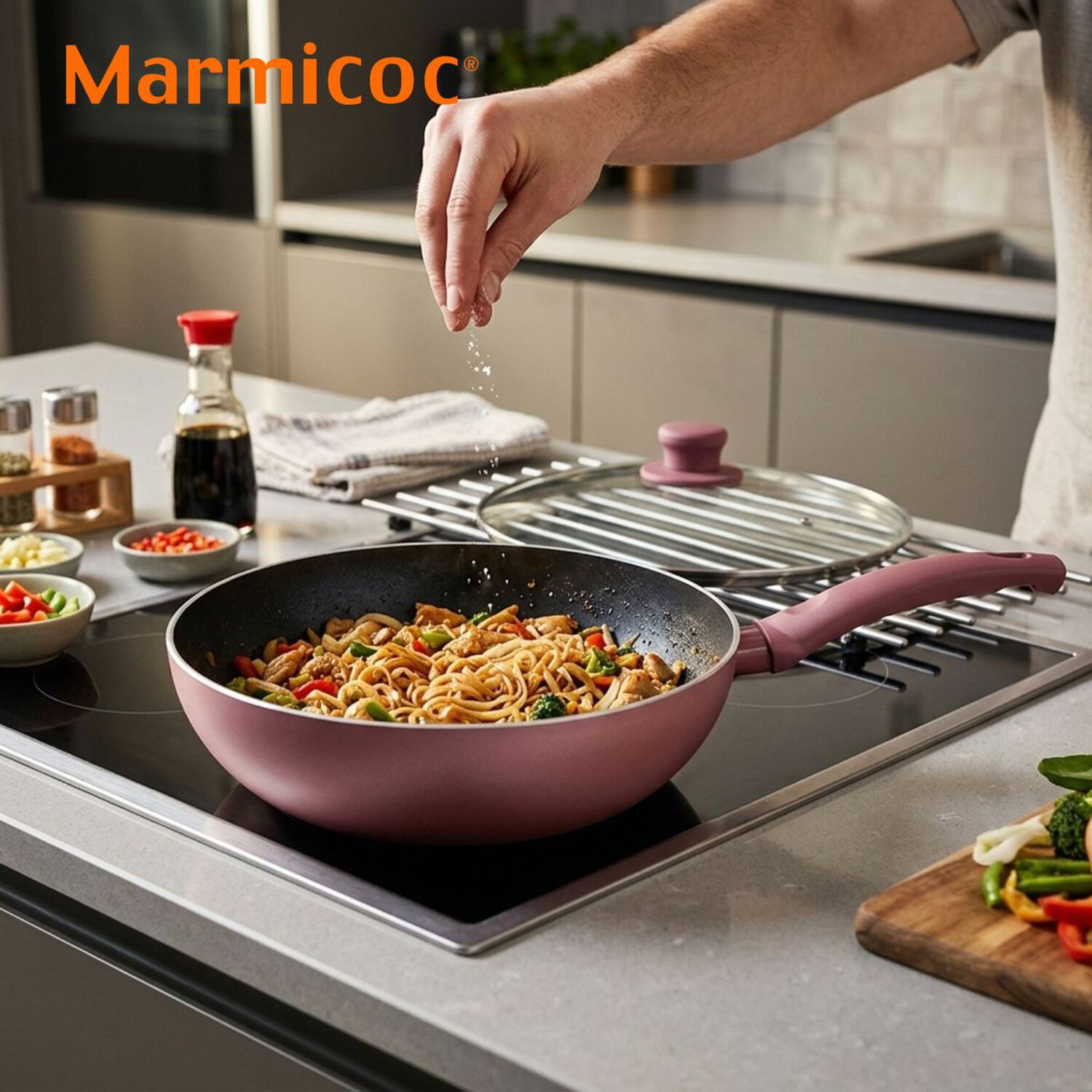 Wok Antiadherente Con Tapa 28 Cm 3,5 Litros Modelo Spring Marma Marmicoc Color Granate image number 0.0