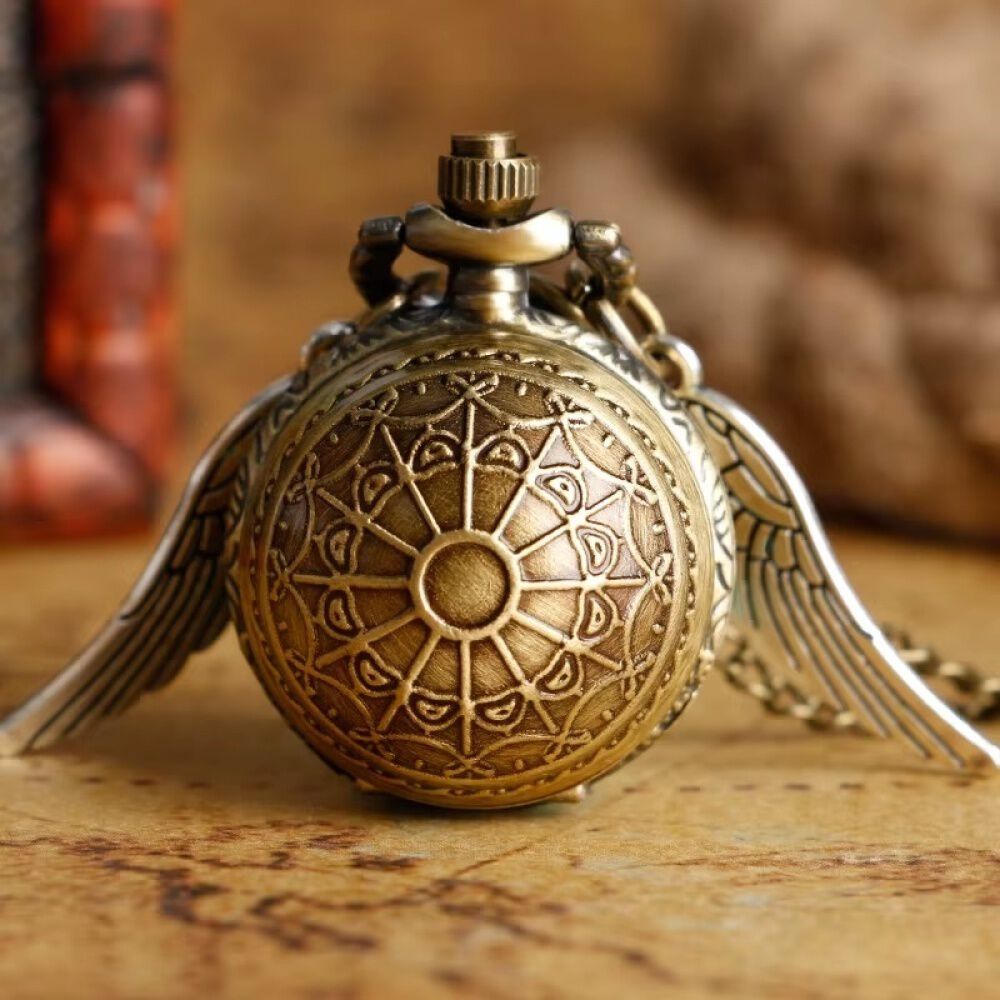 Reloj De Bolsillo Harry Potter Snitch Bronce image number 0.0