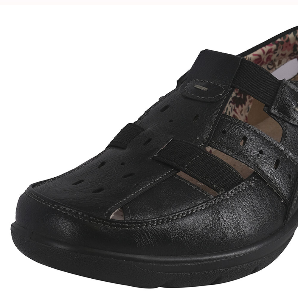 Mocasin Crisantemo Negro Passer image number 3.0