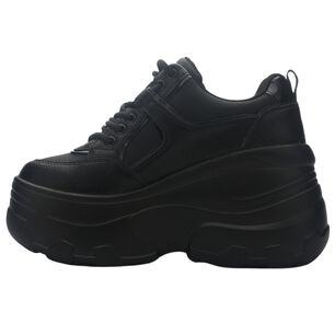 Zapatilla De Mujer De Color Negro Urbano Chalada Nake-3