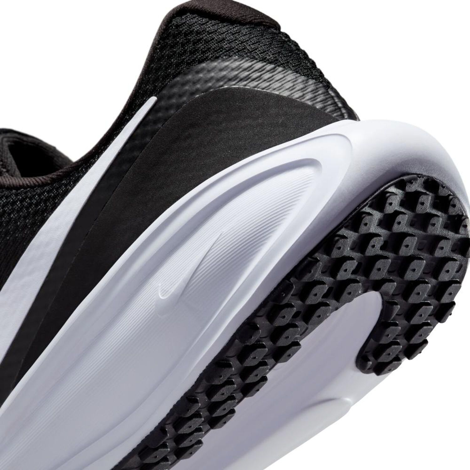Zapatilla Running Mujer Nike Revolution 8 Negro image number 6.0