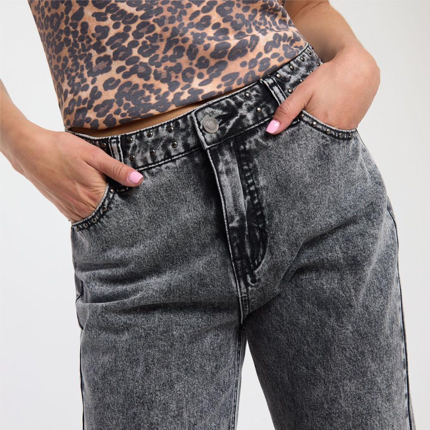 Jeans Proceso Lavado Tiro Medio Straigth Mujer Rolly Go image number 4.0