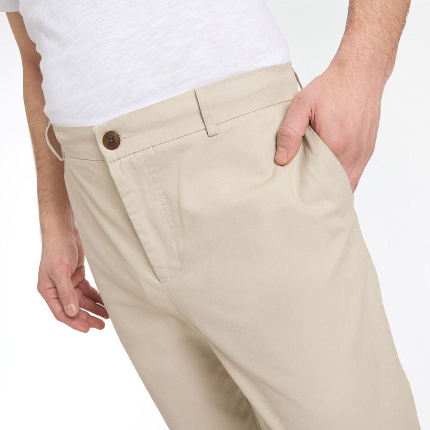 Pantal&oacute;n Liso Tiro Medio Slim Fit Hombre Az Black image number 4.0