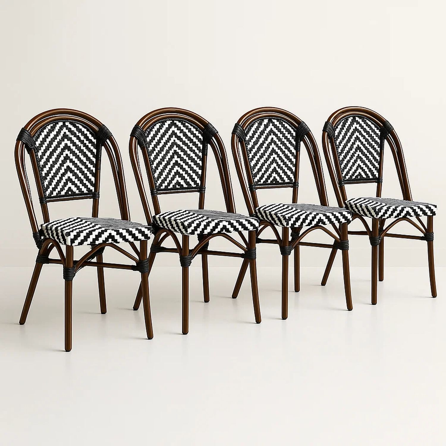 Pack De 4 Sillas Bistro Parisina Rattan - Blanca Con Negro image number 0.0