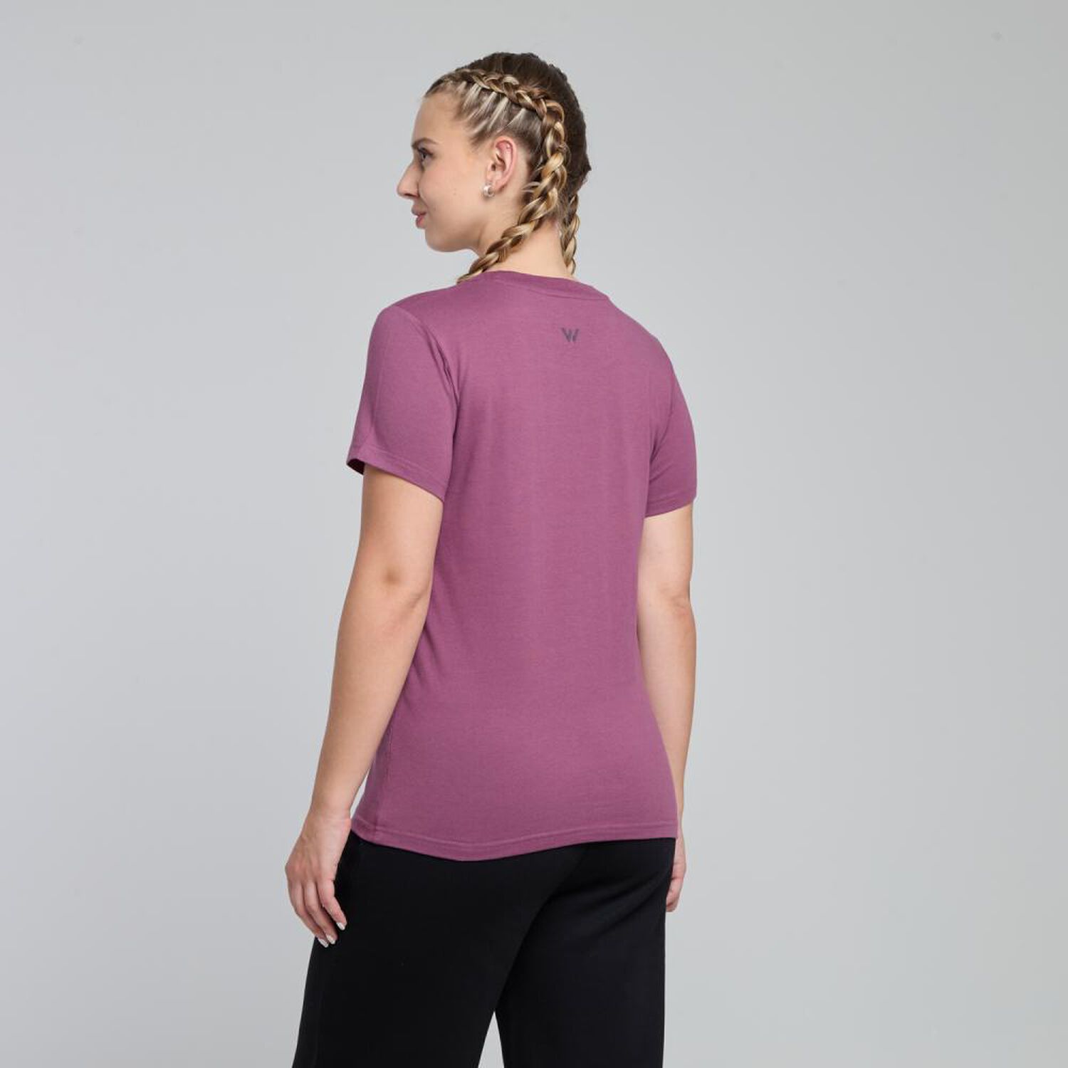 Polera Deportiva Estampada Manga Corta Cuello Redondo Mujer Wetland image number 3.0
