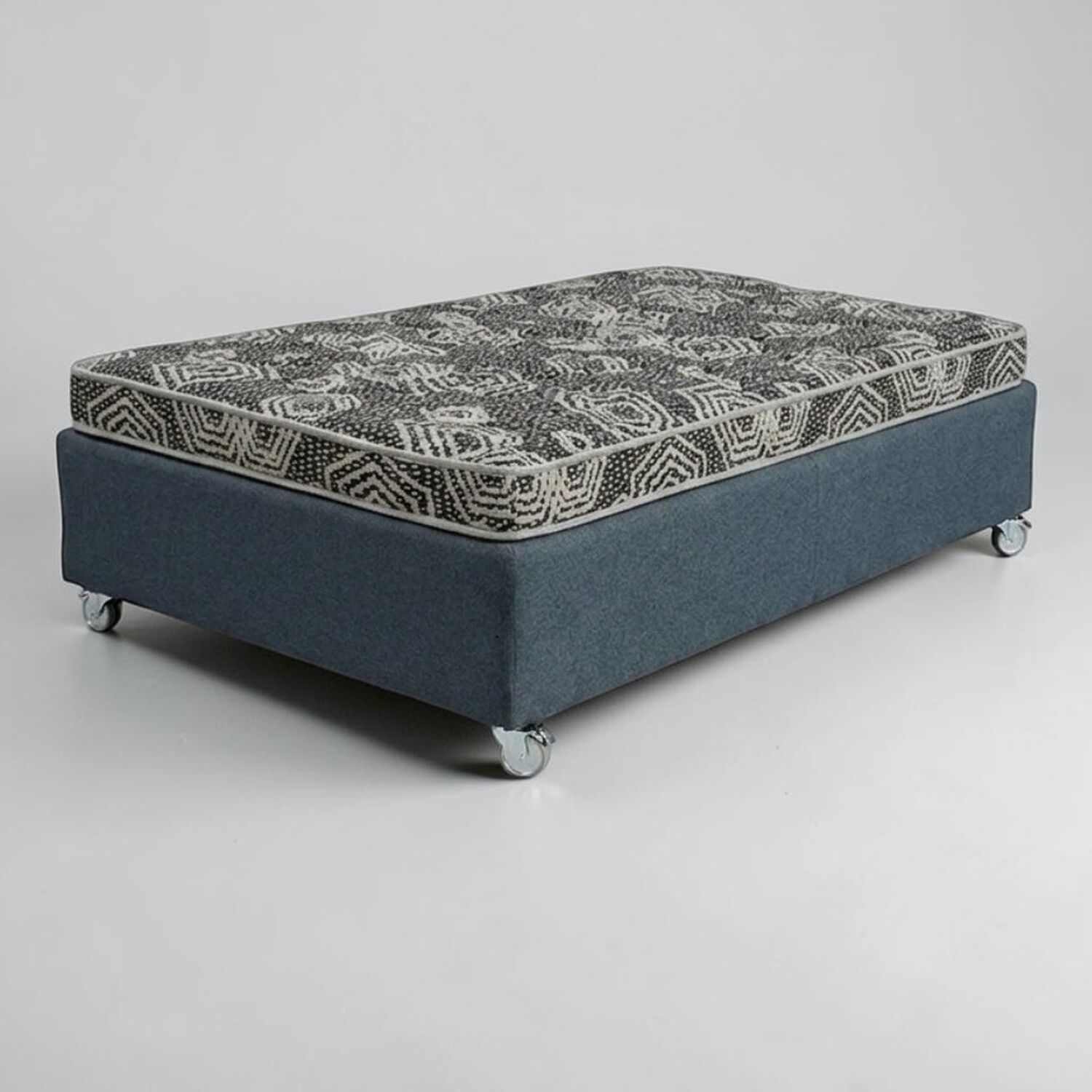 Cama 1.5 Plaza Box 30 Cm L180 Cm + Colchon Modelo Ideal - Rueda Pyton (gris) image number 1.0