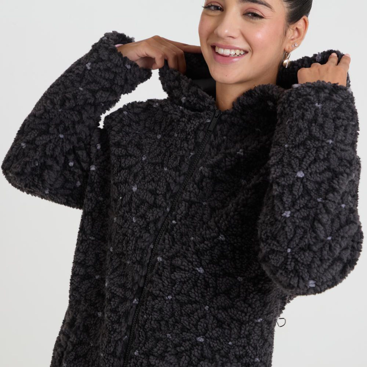 Chaqueta Regular Oversize Cuello Alto Con Capucha Mujer Freedom image number 4.0