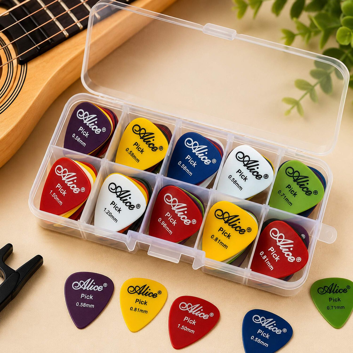 Set 50 U&ntilde;etas Guitarra Multicolor Con Organizador Pl&aacute;stico image number 0.0
