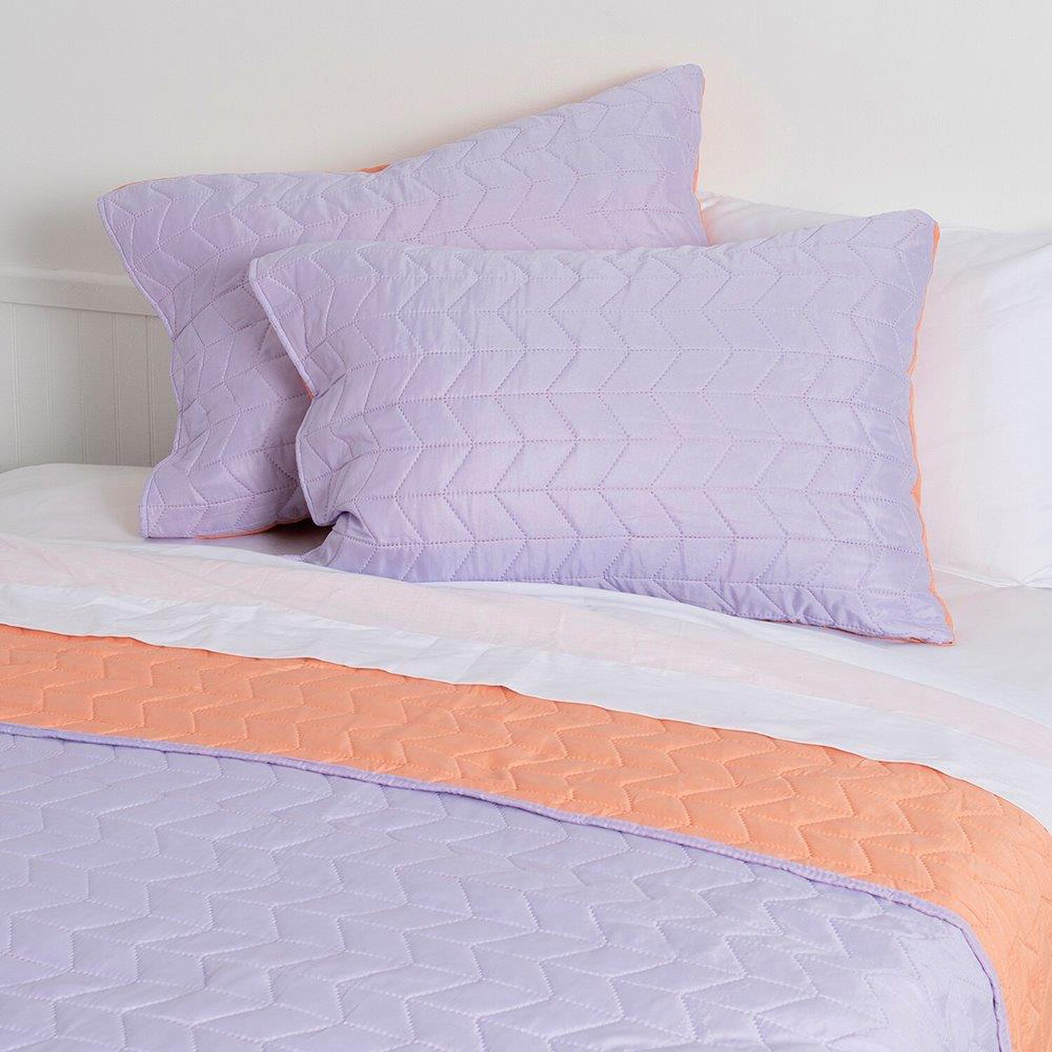 Cubrecama Quilt Liso 2 Plazas Lila - Naranjo image number 2.0