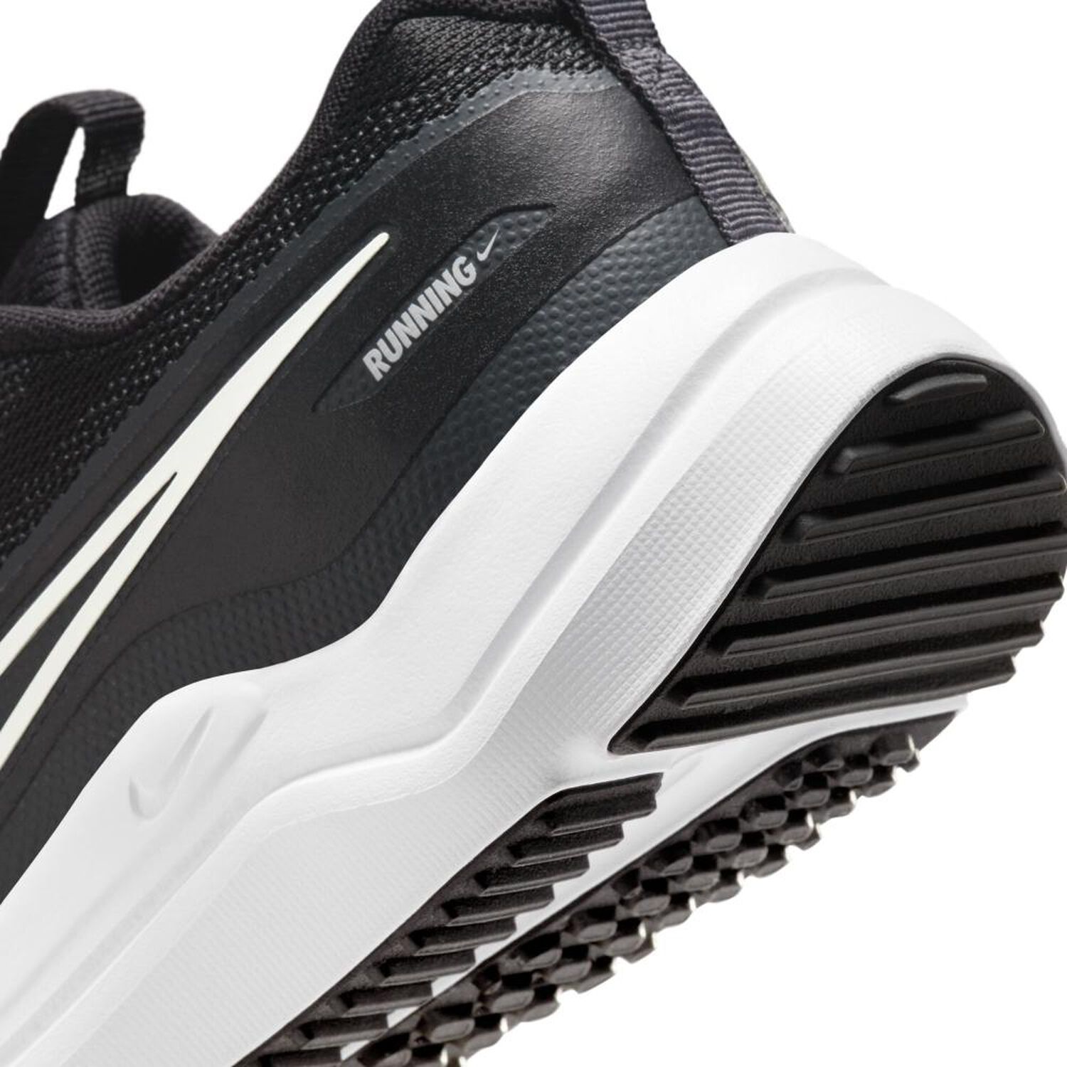 Zapatilla Running Unisex Nike Cosmic Runner image number 7.0