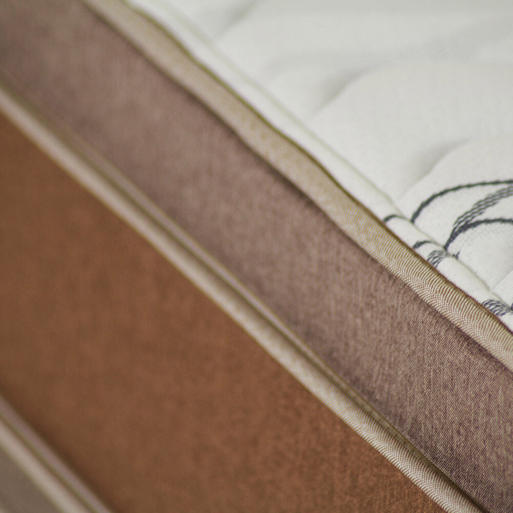 Cama Europea Mantahue Gold Dos / 1 Plaza / Base Normal image number 3.0