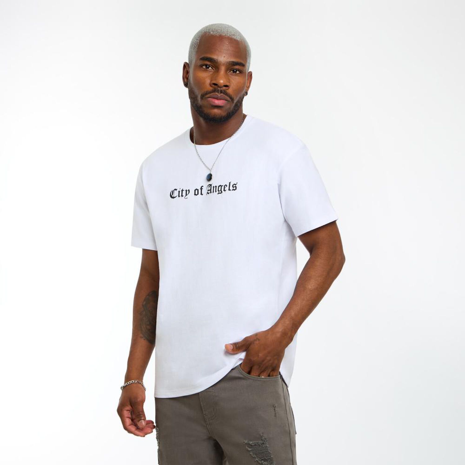 Polera Estampada Oversize Manga Corta Cuello Redondo Hombre Rolly Go image number 2.0