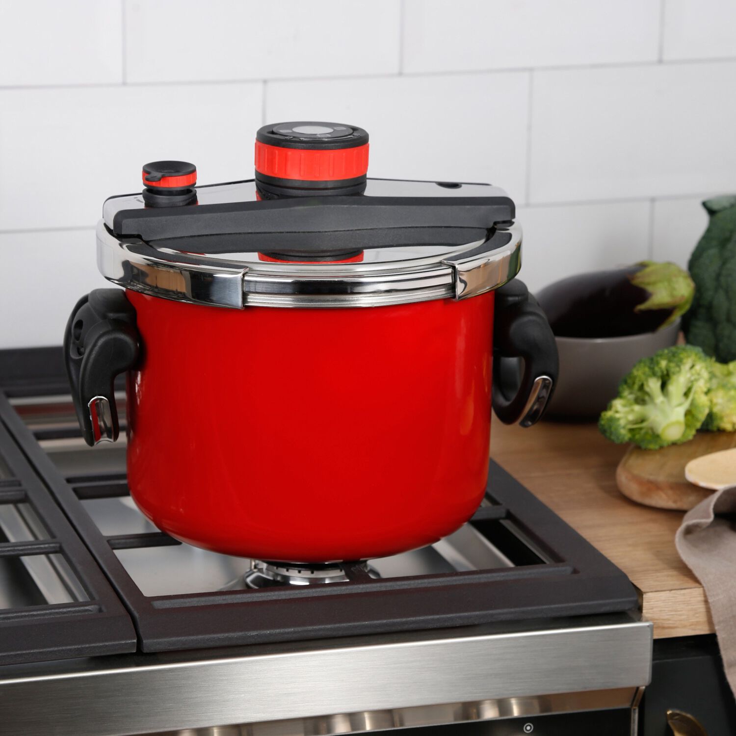 Olla Presion Simple Cook Avignon Roja 6 Lts image number 4.0
