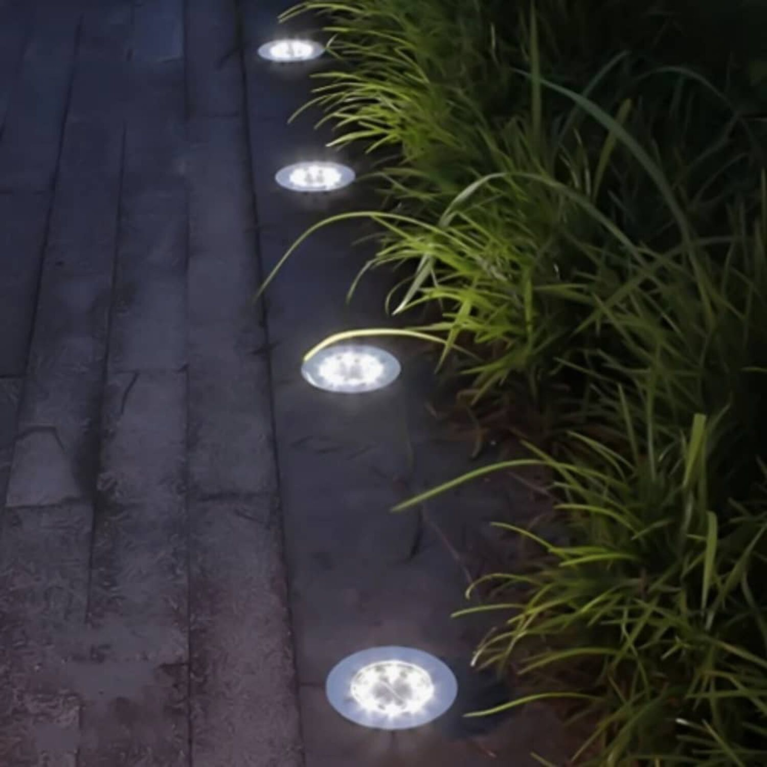 Pack 4 Focos Solares Jard&iacute;n Estaca De 8 Led image number 3.0