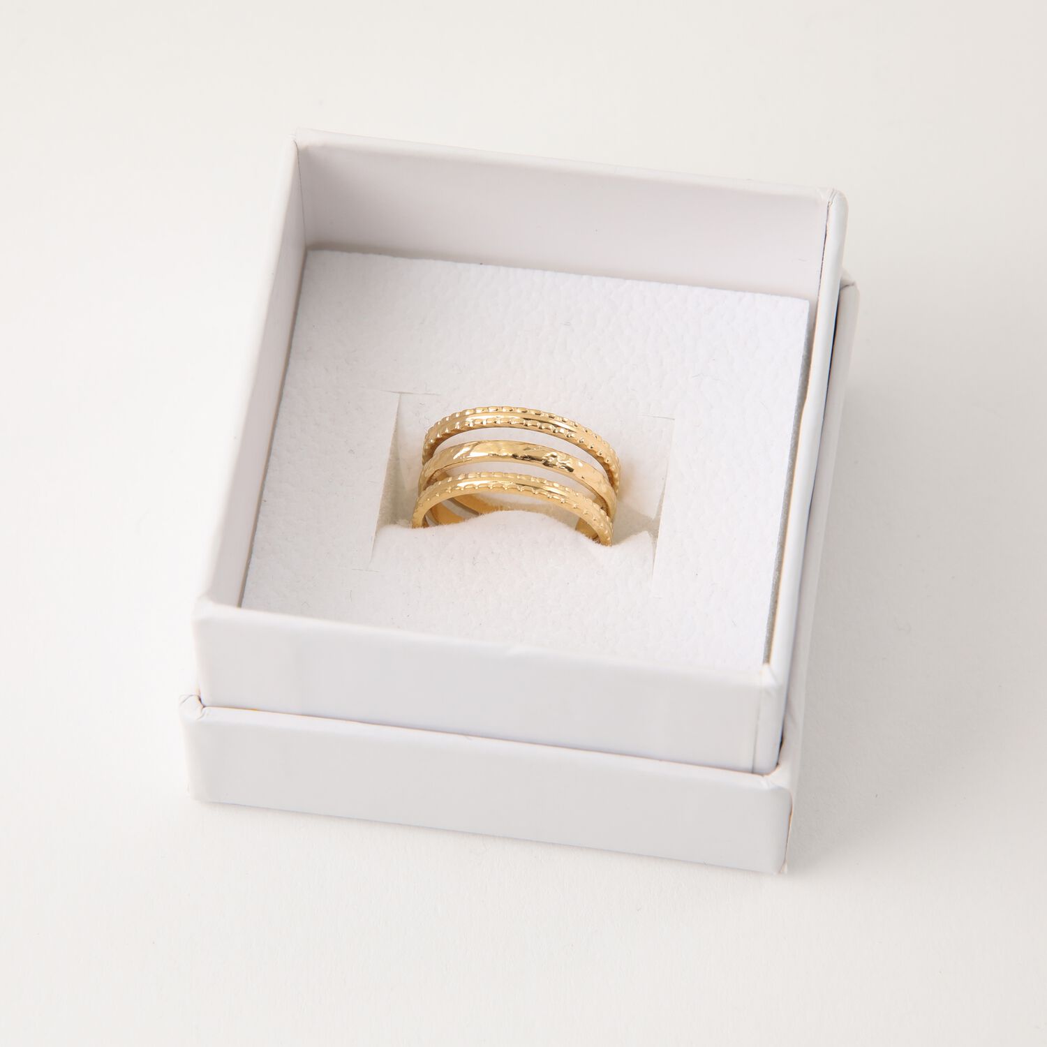 Anillo 19v69 Dorado Mujer Str216 image number 1.0