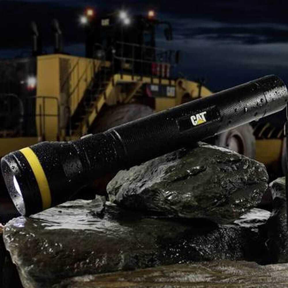 Linterna Led Tactica Enfoque Regulable Cat Ct24530 Lumenes 1200 image number 2.0