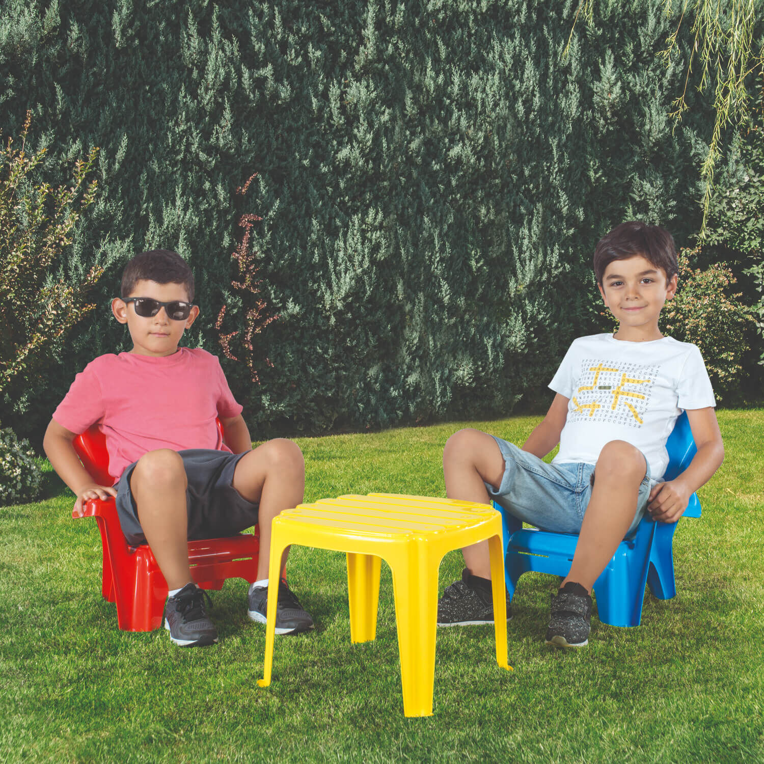 Mesa Y Dos Sillas Infantil Dolu image number 1.0
