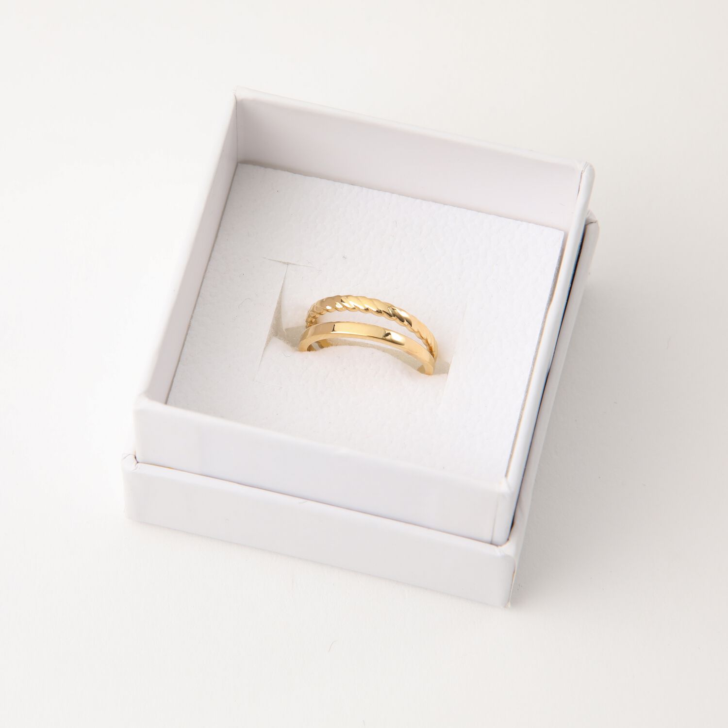 Anillo 19v69 Dorado Mujer Str253 image number 2.0