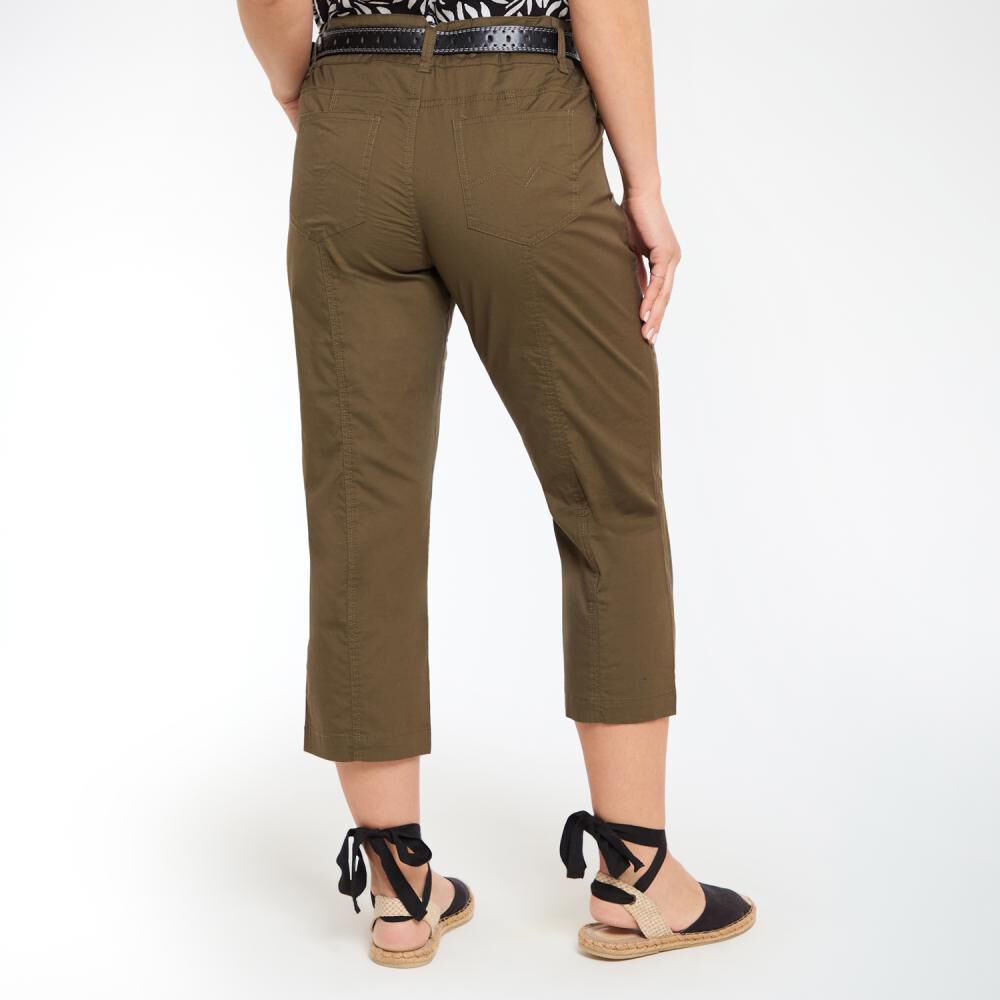 Bermuda Pescador Liso Con Cintur&oacute;n Tiro Medio Mujer Geeps image number 3.0