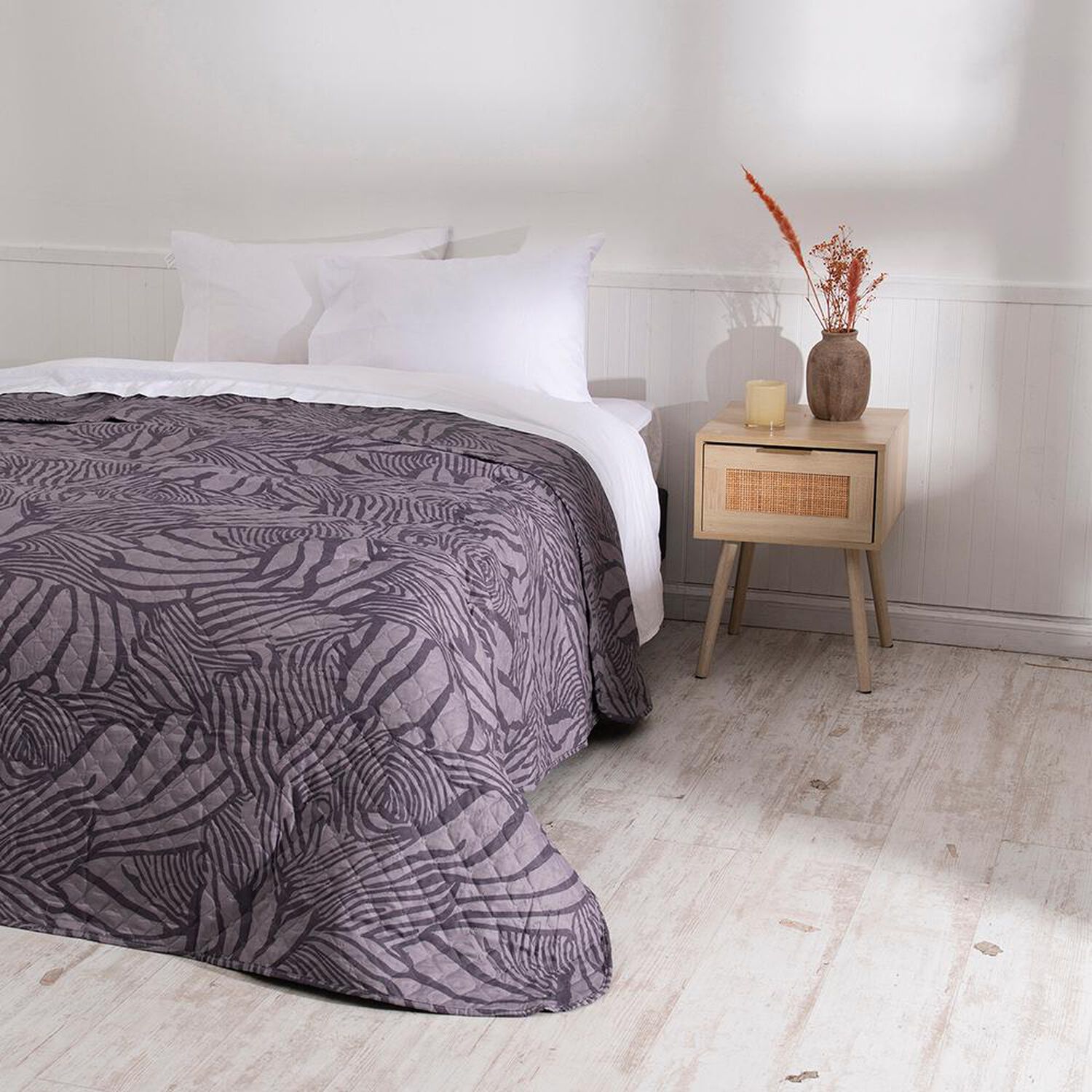 Quilt Mashini Victori / King image number 2.0