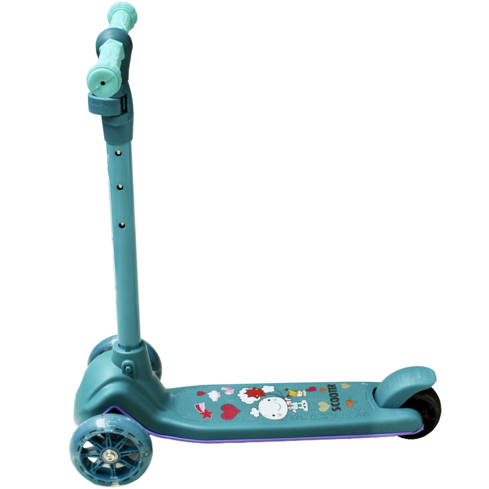 Scooter De 3 Ruedas Diseño Carita Ruedas Iluminadas - Ps image number 0.0