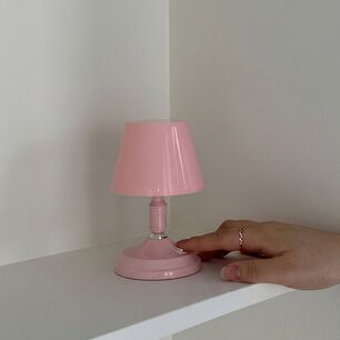 Mini L&aacute;mpara Led De Mesa Velador Port&aacute;til Vintage Pastel Color Rosado.