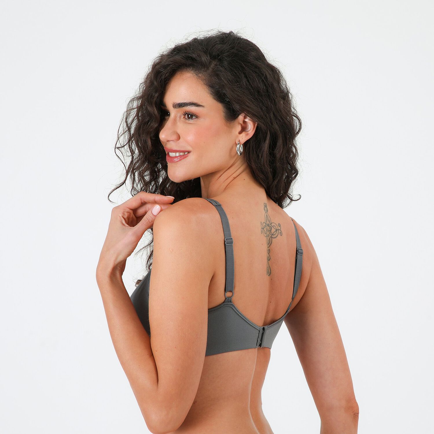 Sosten Minimizer Arco Foam Maidenform Mujer 90000-94 image number 2.0