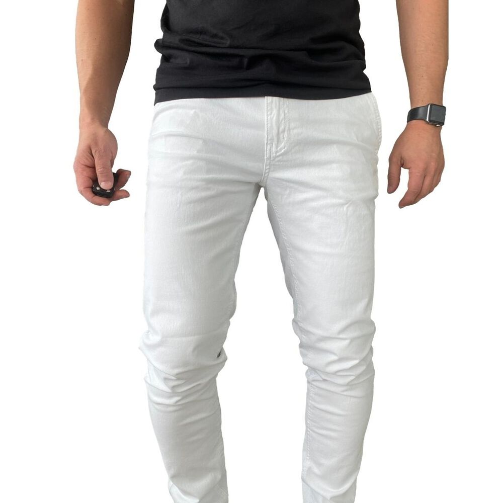 Pantal&oacute;n Elasticados Gabardina Blanco Para Hombres image number 2.0