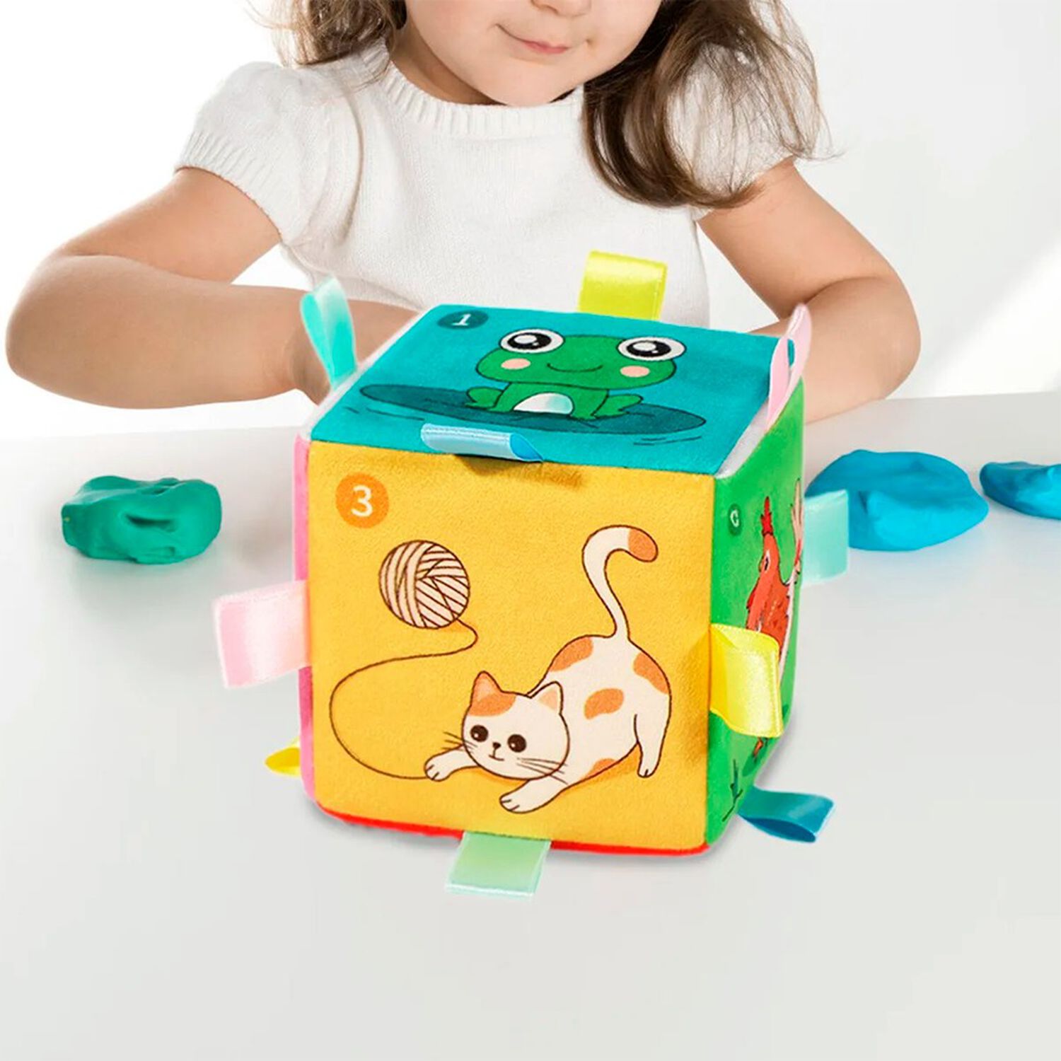 Cubo De Felpa Musical Para Beb&eacute;s Con Dise&ntilde;o De Animales image number 3.0