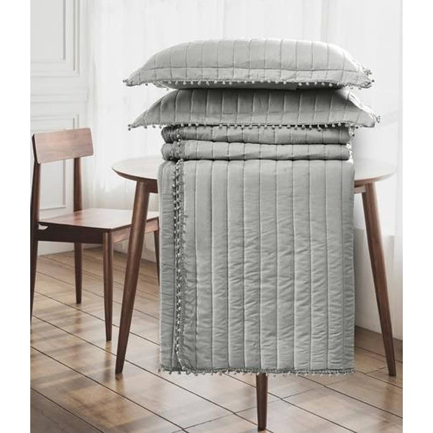 Quilt Andes Pom Pom Gris 1.5 Plazas image number 1.0