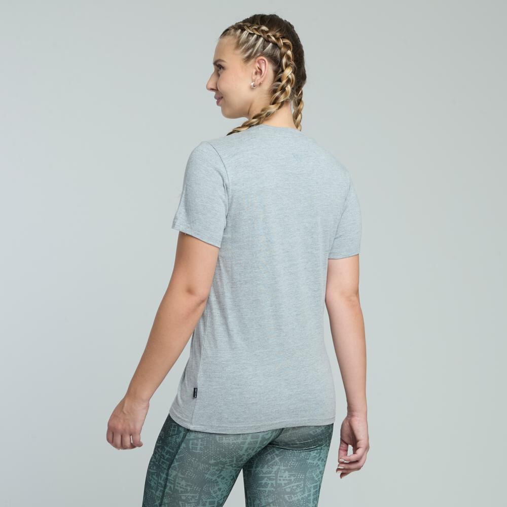 Polera Deportiva Estampada Manga Corta Cuello Redondo Mujer Wetland image number 3.0