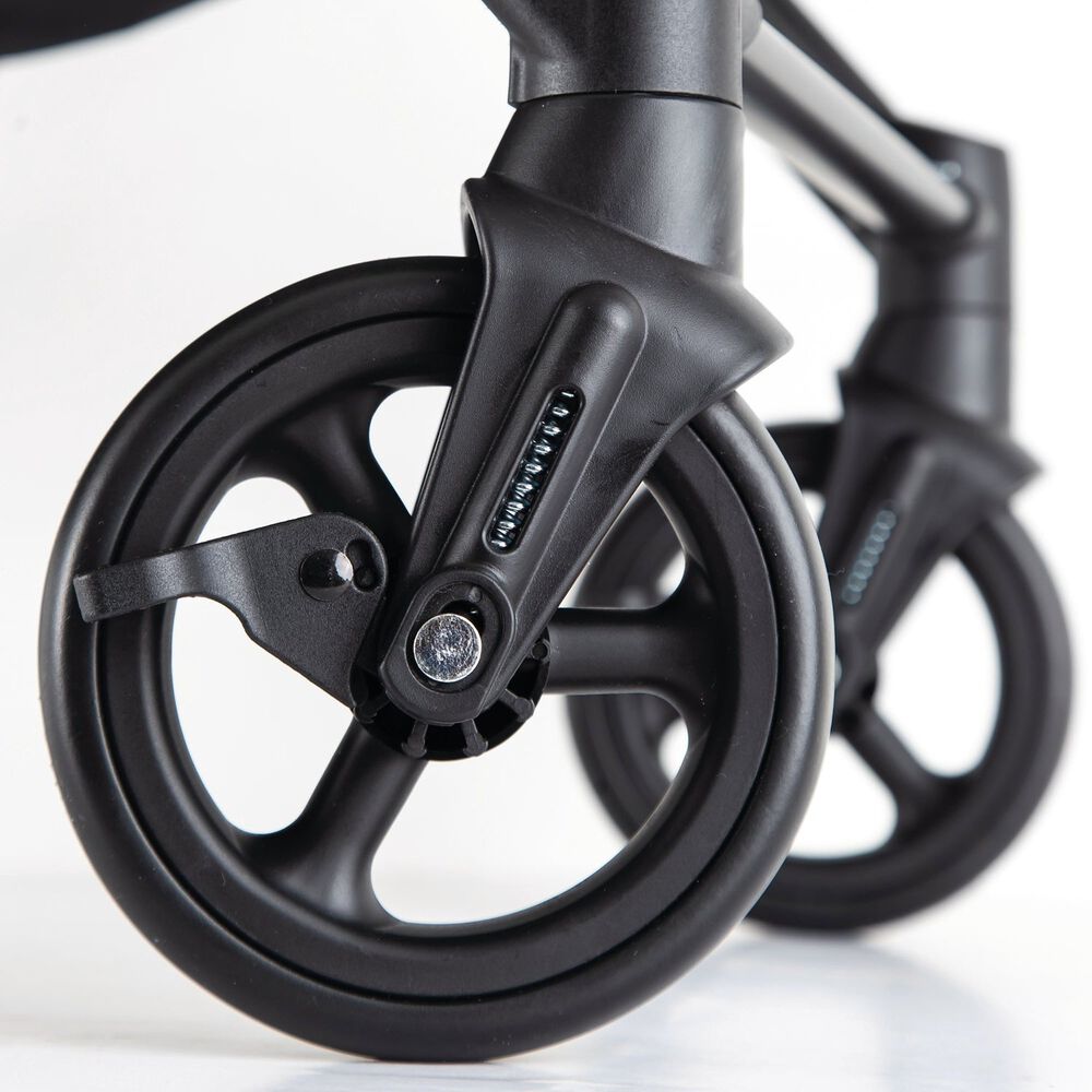 Coche De Paseo City Negro image number 4.0