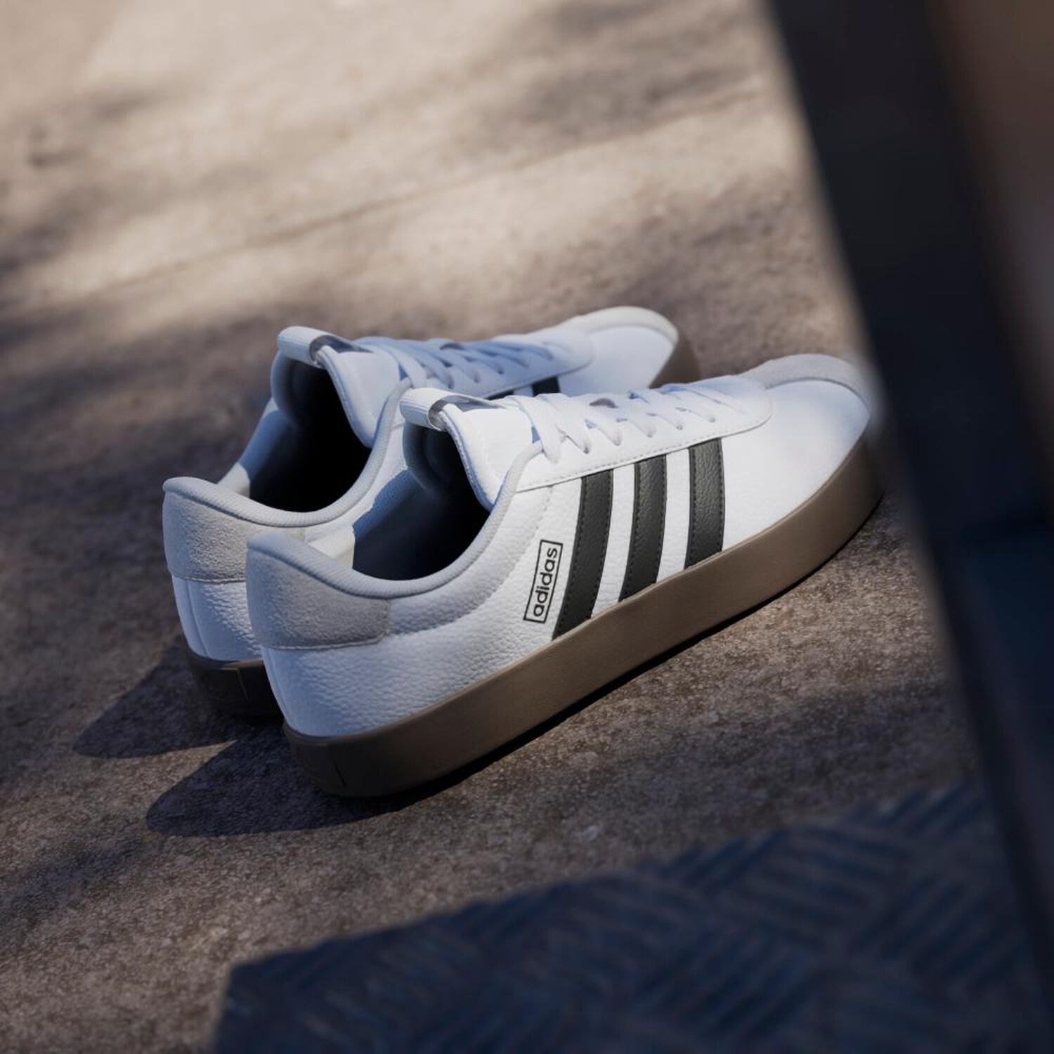 Zapatilla Urbana Mujer Adidas Vl Court 3.0 image number 13.0